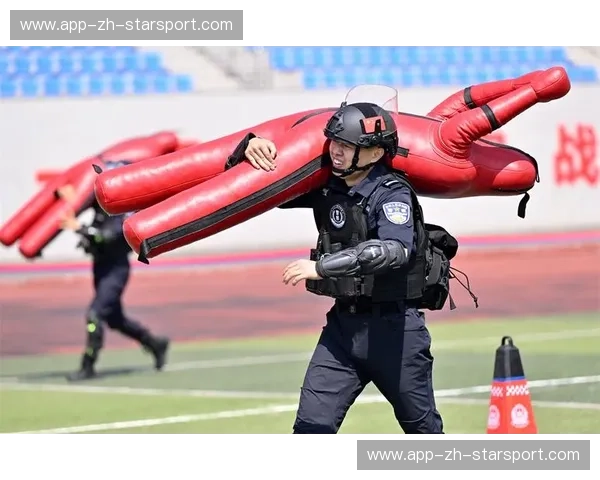 巅峰对决:当纯白神话碰撞蓝黑铁军,谁才是绿茵世界的终极主宰? 巅峰对决:当纯白神话碰撞蓝黑铁军,谁才是绿茵世界的终极主宰?